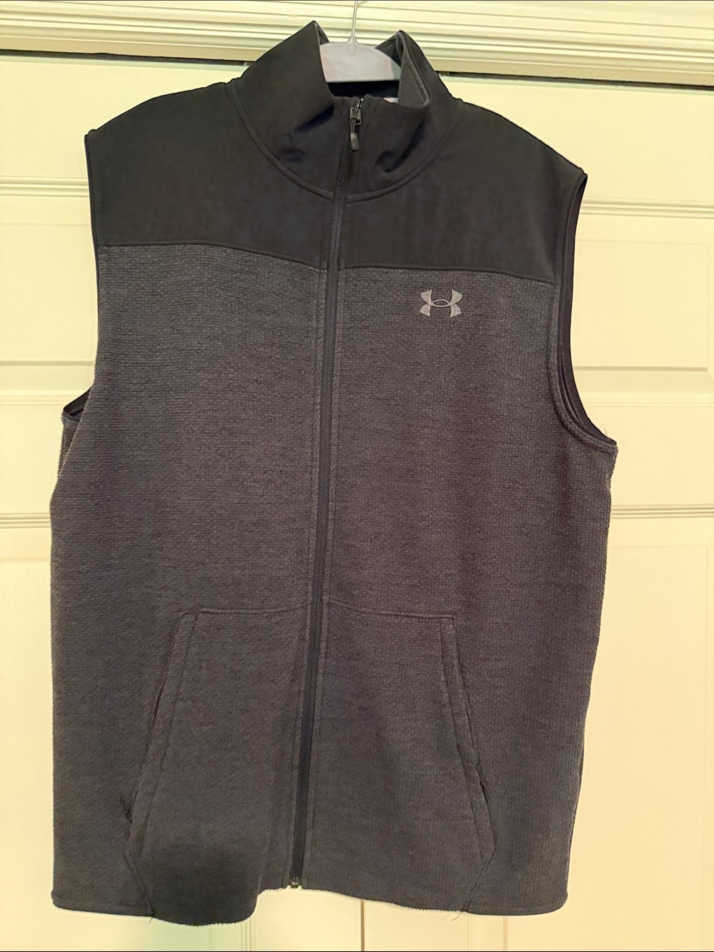 Under Armour Men's Charcoal and Black Fleece Zip Vest